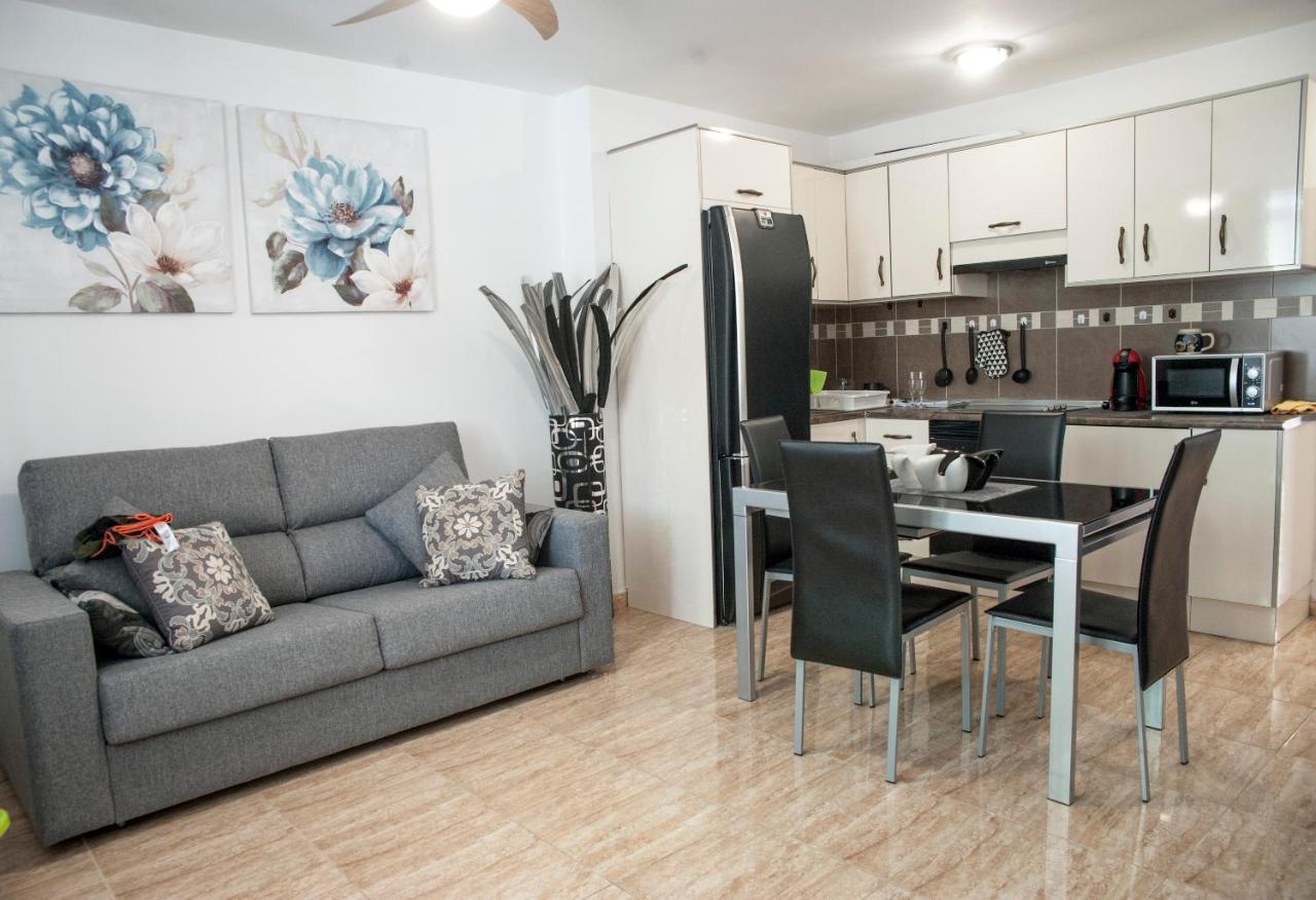 Optimist Deluxe Apartment Playa de las Americas  Bagian luar foto