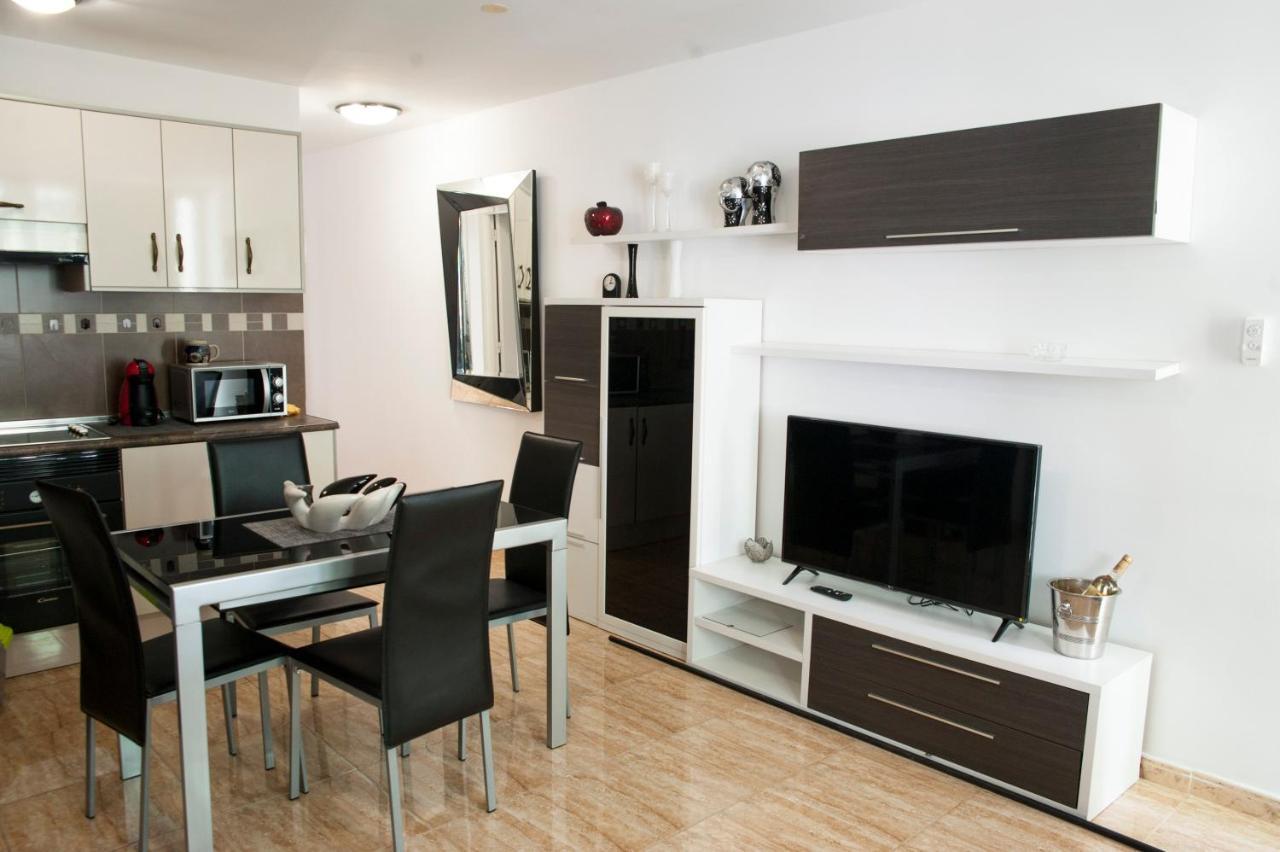 Optimist Deluxe Apartment Playa de las Americas  Bagian luar foto